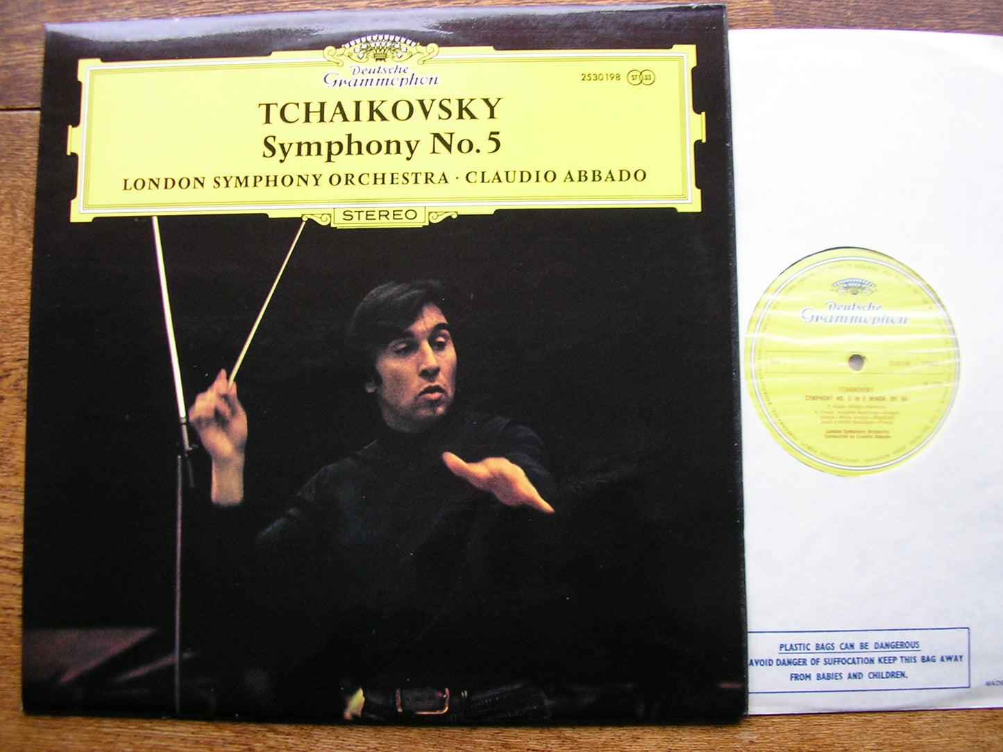 TCHAIKOVSKY: SYMPHONY No. 5   ABBADO / LONDON SYMPHONY  2530 198