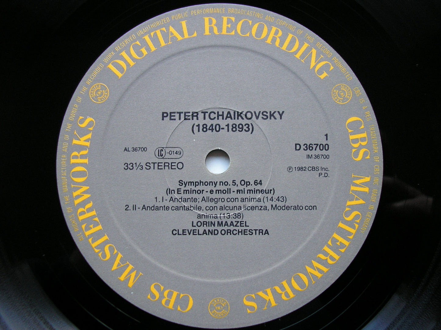 TCHAIKOVSKY: SYMPHONY No. 5  MAAZEL / CLEVELAND ORCHESTRA   D36700