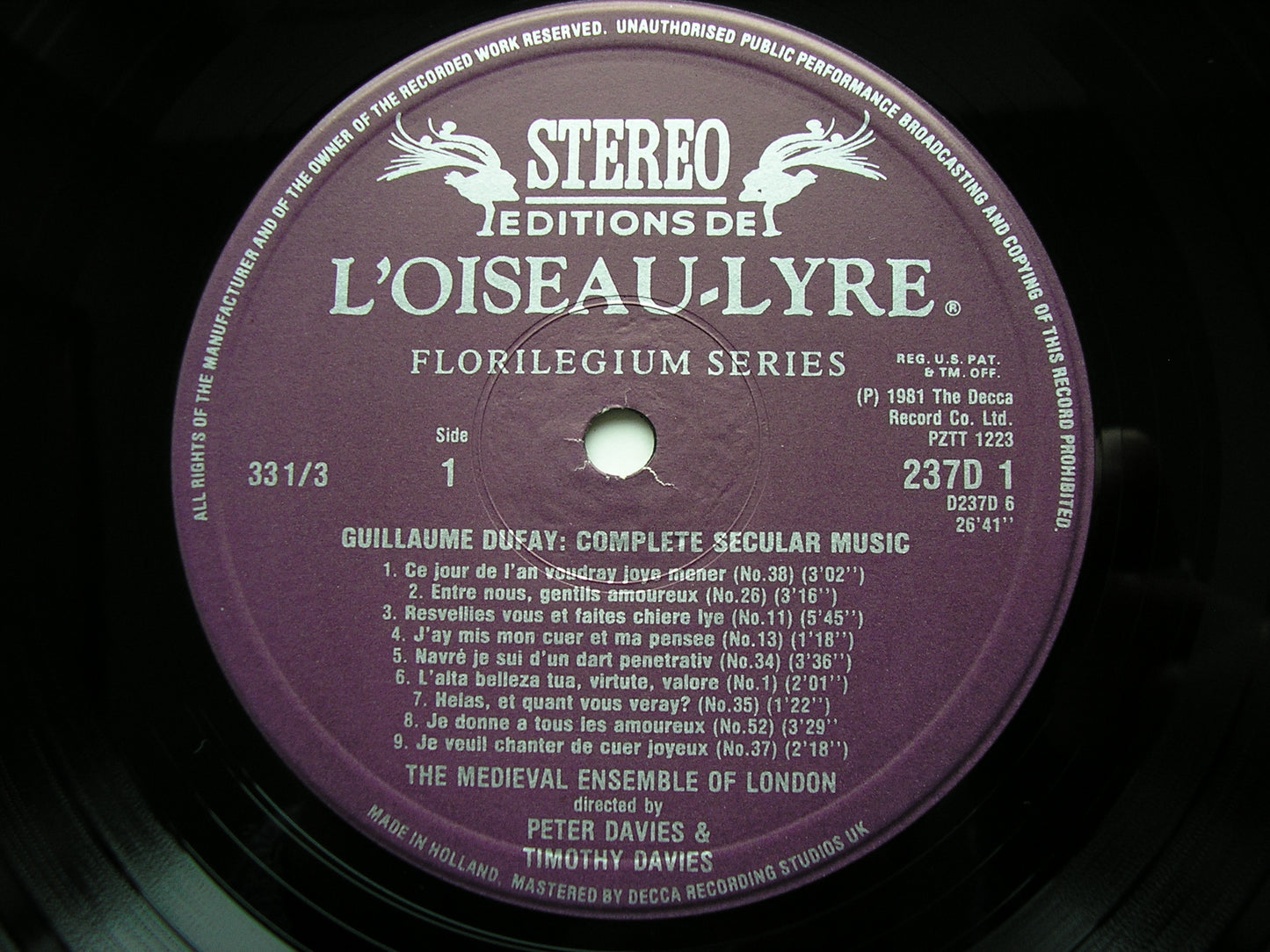 DUFAY: COMPLETE SECULAR MUSIC   THE MEDIEVAL ENSEMBLE OF LONDON   D237D6