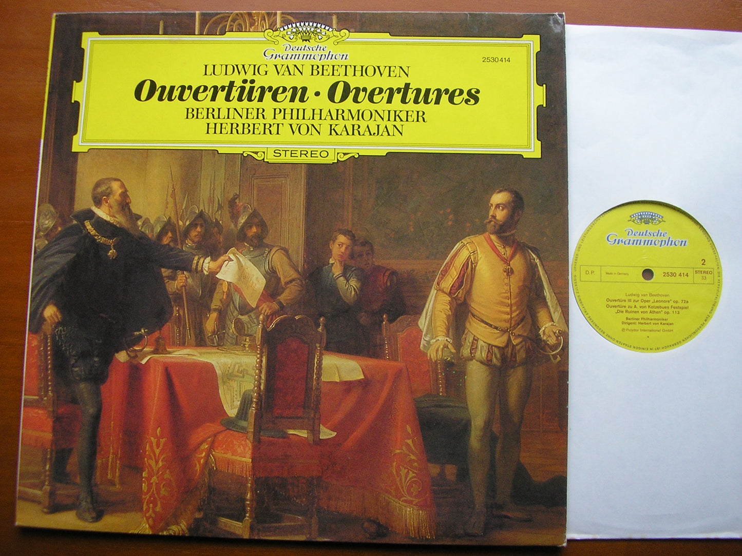 BEETHOVEN: FIVE OVERTURES      KARAJAN / BERLIN PHILHARMONIC    2530 414