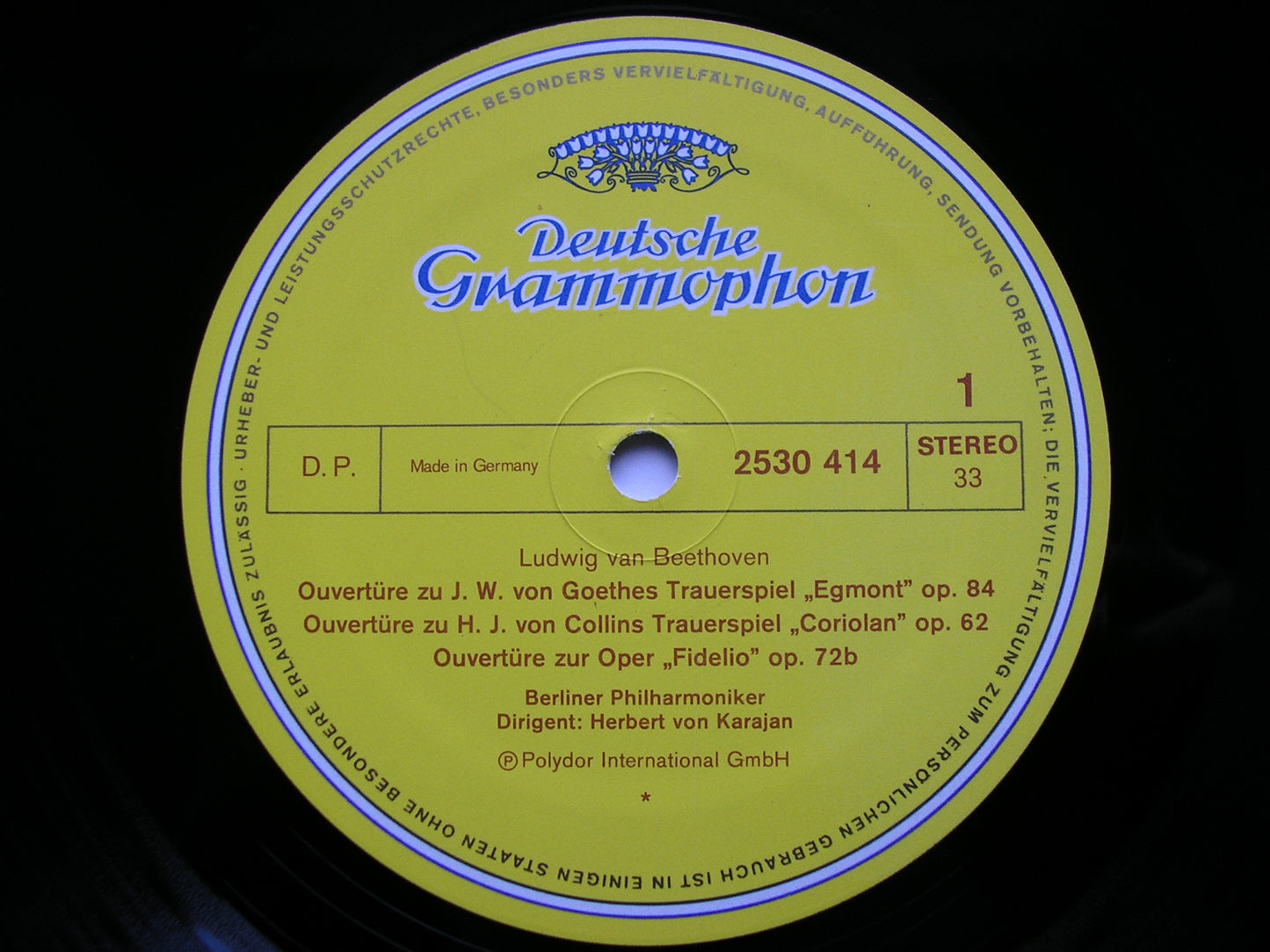 BEETHOVEN: FIVE OVERTURES      KARAJAN / BERLIN PHILHARMONIC    2530 414