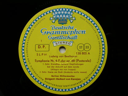 BEETHOVEN: THE NINE SYMPHONIES    KARAJAN / BERLIN PHILHARMONIC  138 801 - 808