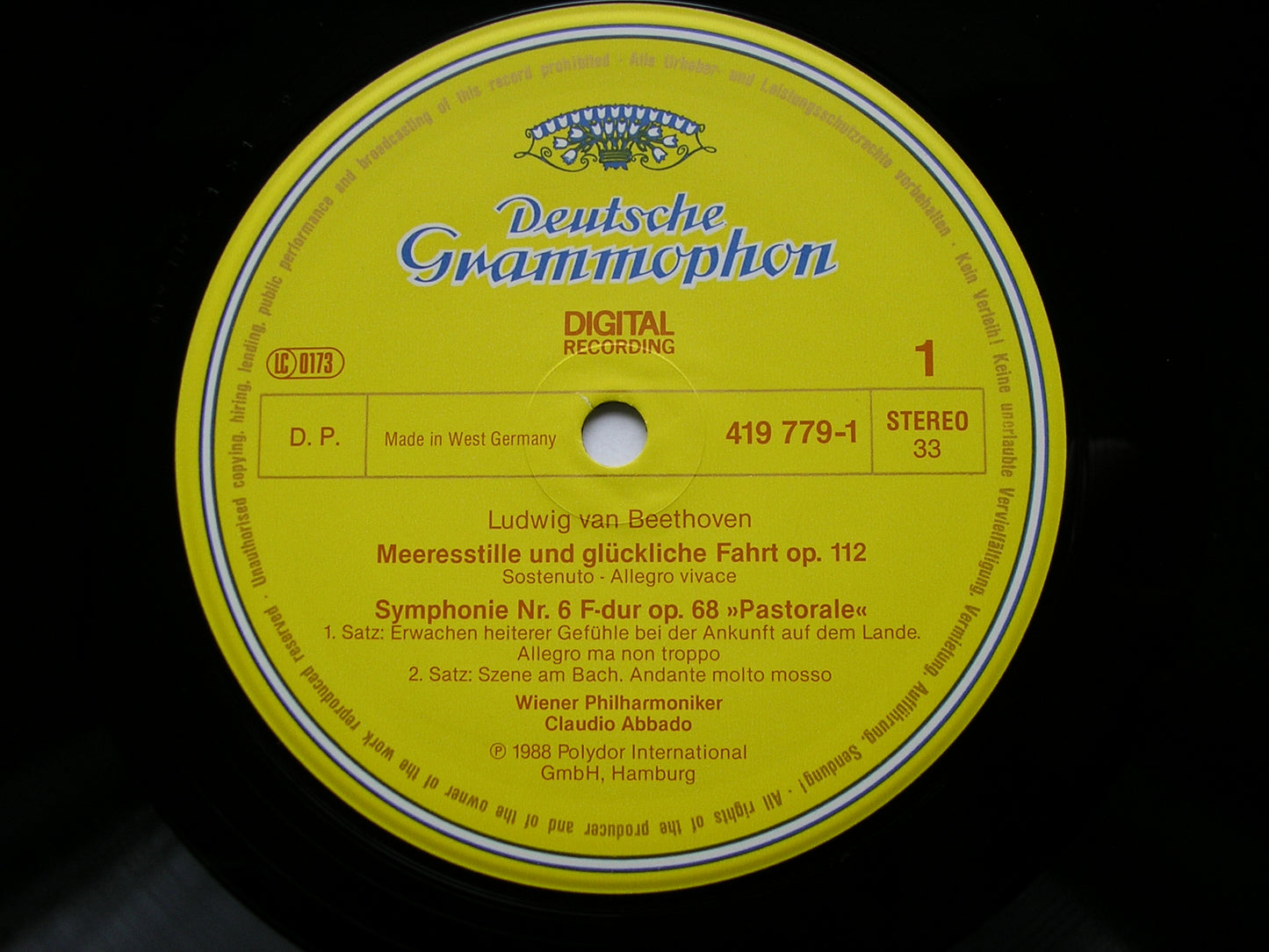 BEETHOVEN: THE NINE SYMPHONIES / CHORAL FANTASIA   ABBADO / VIENNA PHILHARMONIC