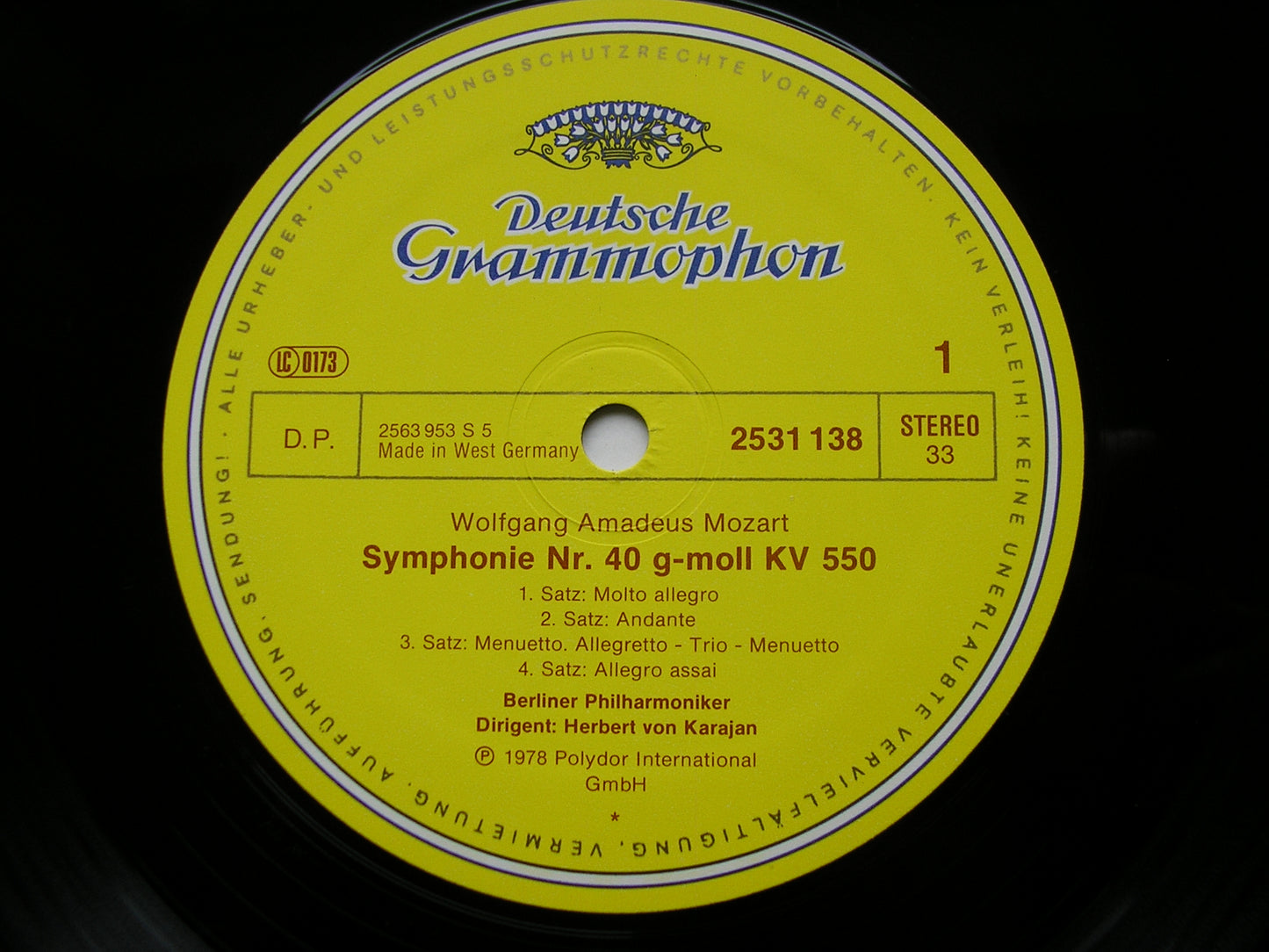 MOZART: SYMPHONIES Nos. 40 & 41 'Jupiter'     KARAJAN / BERLIN PHILHARMONIC   2531 138