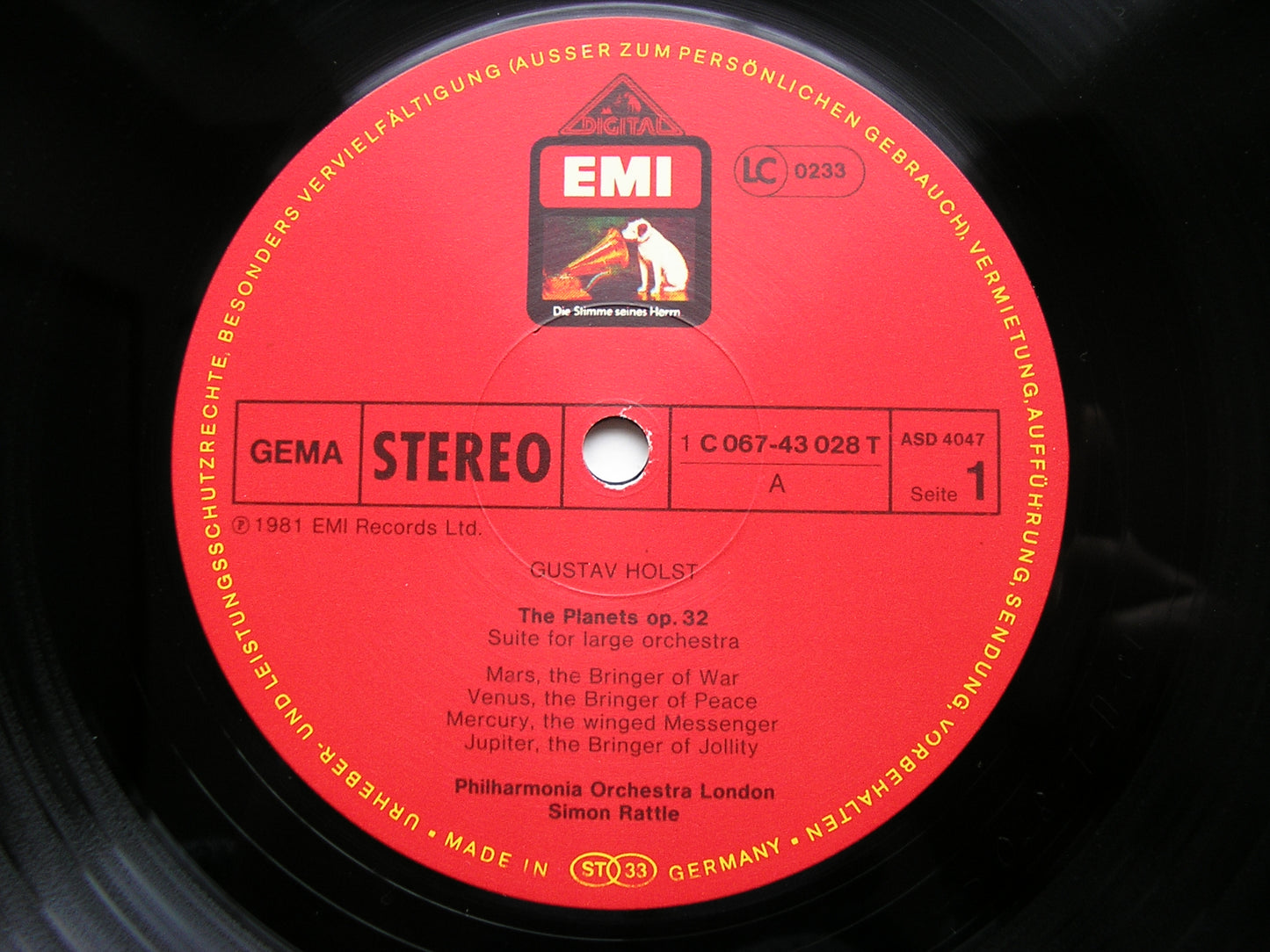 HOLST: THE PLANETS   SIMON RATTLE / PHILHARMONIA   ASD 4047