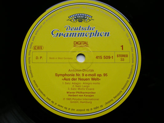 DVORAK: SYMPHONY No. 9 'New World' / SMETANA: The Moldau   KARAJAN / VIENNA PHILHARMONIC   415 509