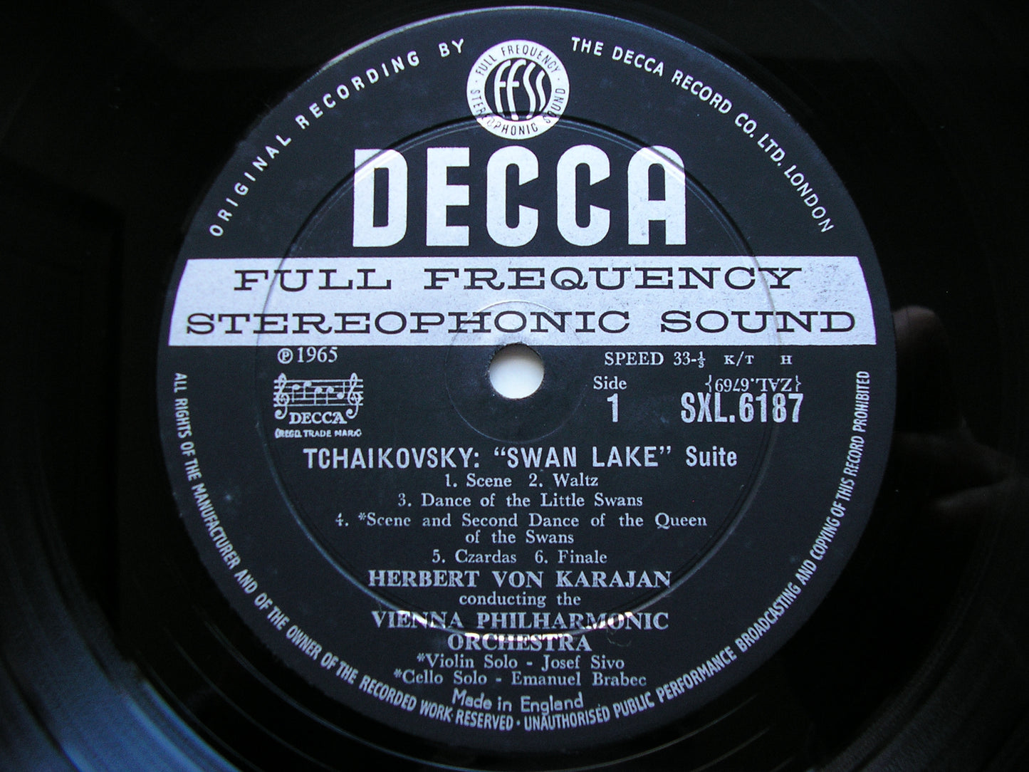 TCHAIKOVSKY: SWAN LAKE & SLEEPING BEAUTY SUITES    KARAJAN / VIENNA PHILHARMONIC    SXL 6187