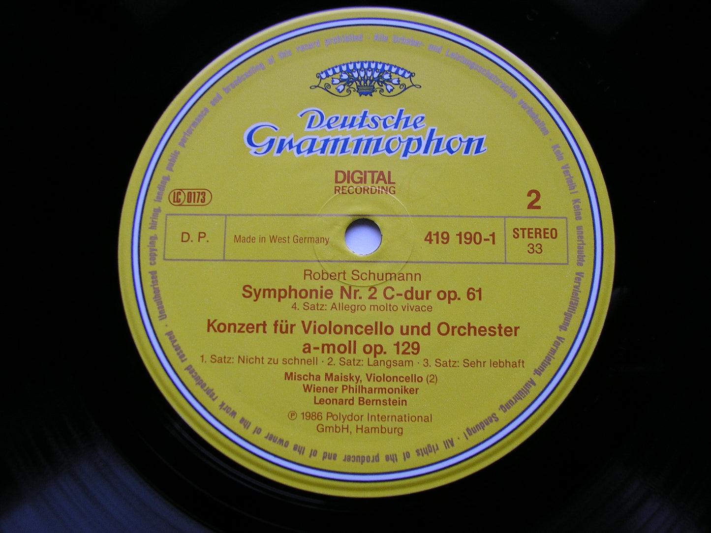 SCHUMANN: THE SYMPHONIES / PIANO CONCERTO / CELLO CONCERTO    MAISKY / FRANTZ / VIENNA PHILHARMONIC / BERNSTEIN   3 DG