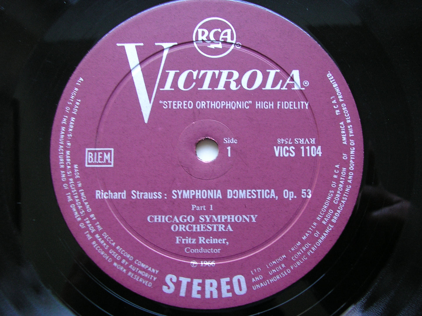 STRAUSS: SYMPHONIA DOMESTICA     FRITZ REINER / CHICAGO SYMPHONY    VICS 1104